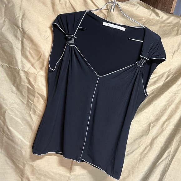 Like new! Reduced to sell!!!! - Picture 1 of 4